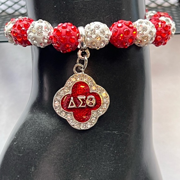 Delta Sigma Theta Beaded Bling Elastic DST Fleur Charm Bracelet - Picture 6 of 7